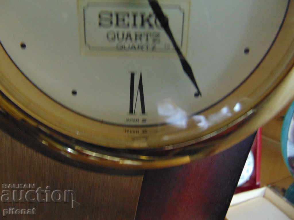 Auction SEIKO JAPAN collector's table clock Auction SEIKO JAPAN collector's table clock
