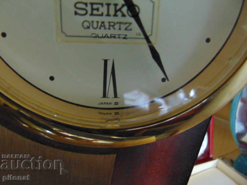 Delivery of SEIKO JAPAN collector's table clock Delivery of SEIKO JAPAN collector's table clock