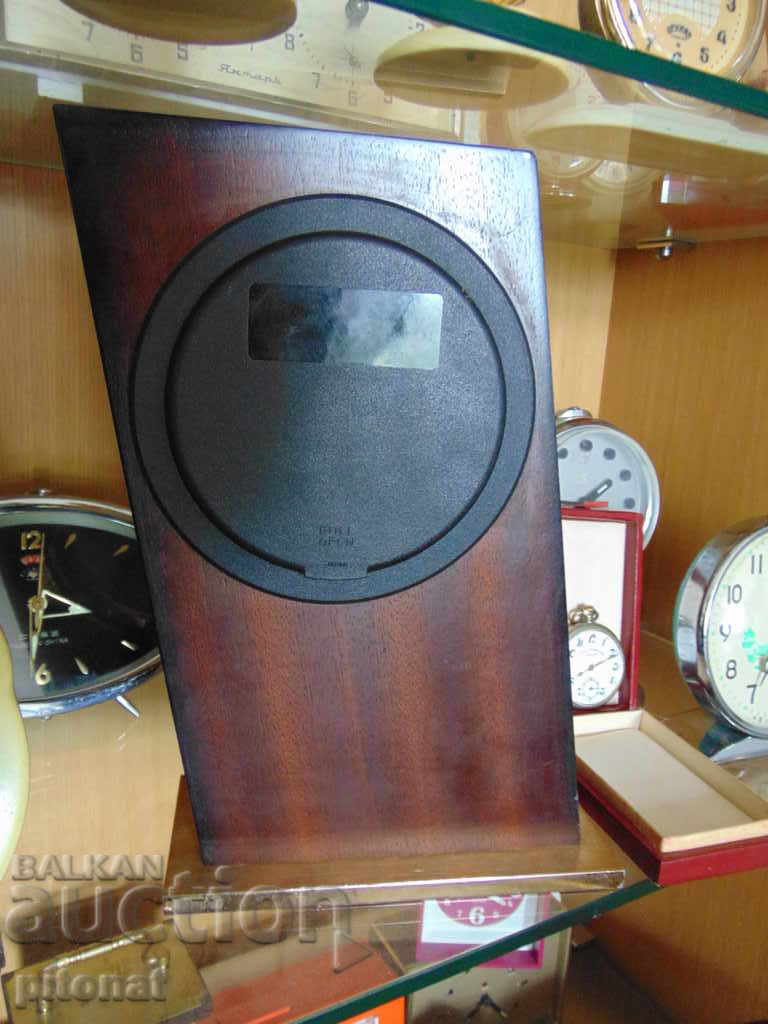 SEIKO JAPAN collector's table clock - 5 SEIKO JAPAN collector's table clock - 5