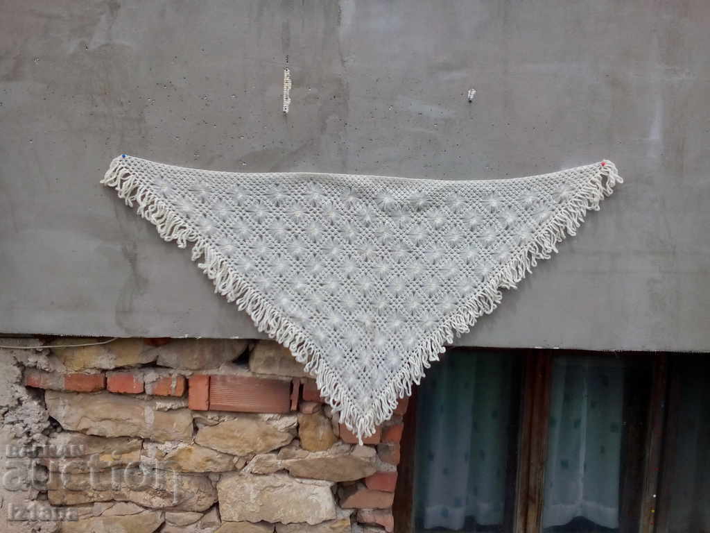 Old women's scarf