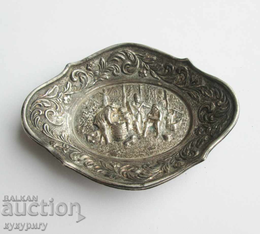 Beautiful 100 year old small saucer stand for trifles with price 30.00 BGN | € 15.34 Beautiful 100 year old small saucer stand for trifles with price 30.00 BGN | € 15.34