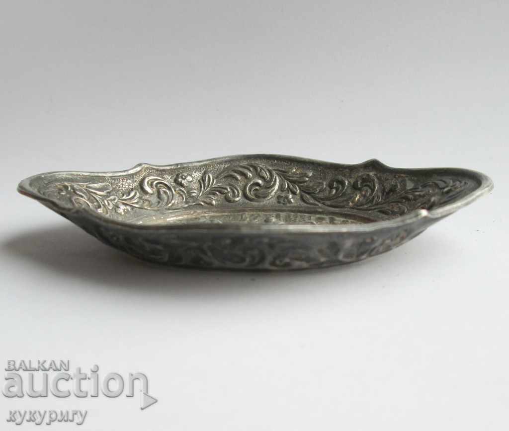 Auction Beautiful 100 year old small saucer stand for trifles Auction Beautiful 100 year old small saucer stand for trifles