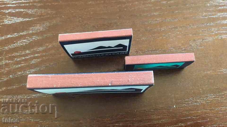 Delivery of Set of 3 matches, new, full boxes Delivery of Set of 3 matches, new, full boxes