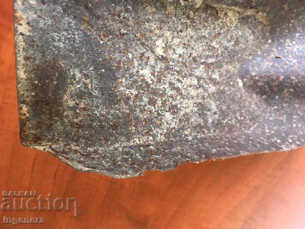 Auction  SHOVEL SHOVEL COAL COUNTRY OLD