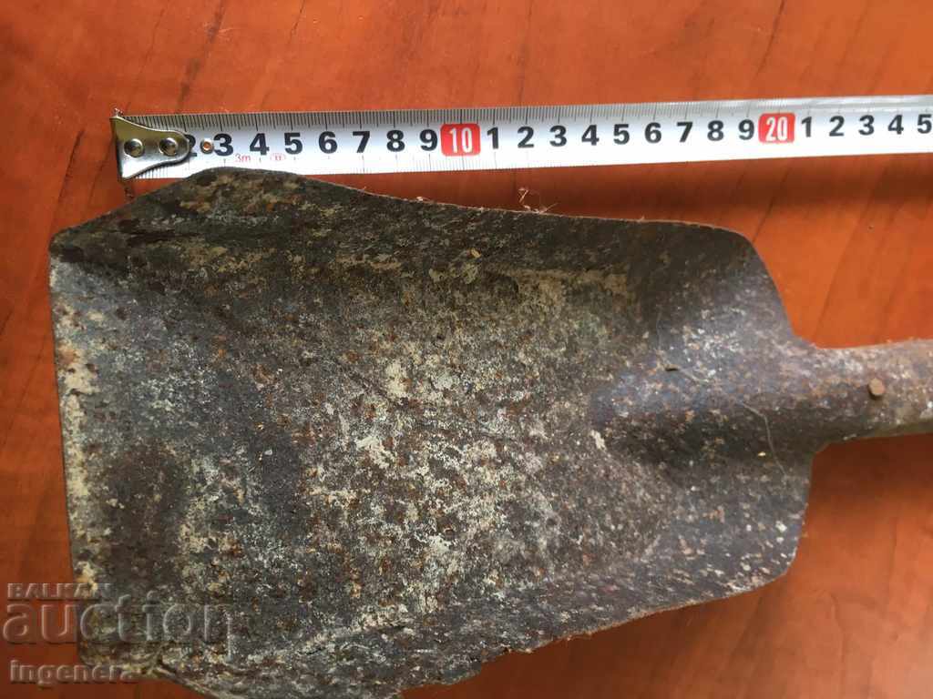 Delivery of SHOVEL SHOVEL COAL COUNTRY OLD