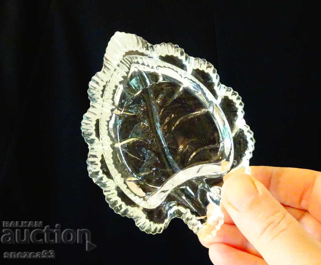 Ashtray sheet. with price 1.50 BGN | € 0.77 Ashtray sheet. with price 1.50 BGN | € 0.77