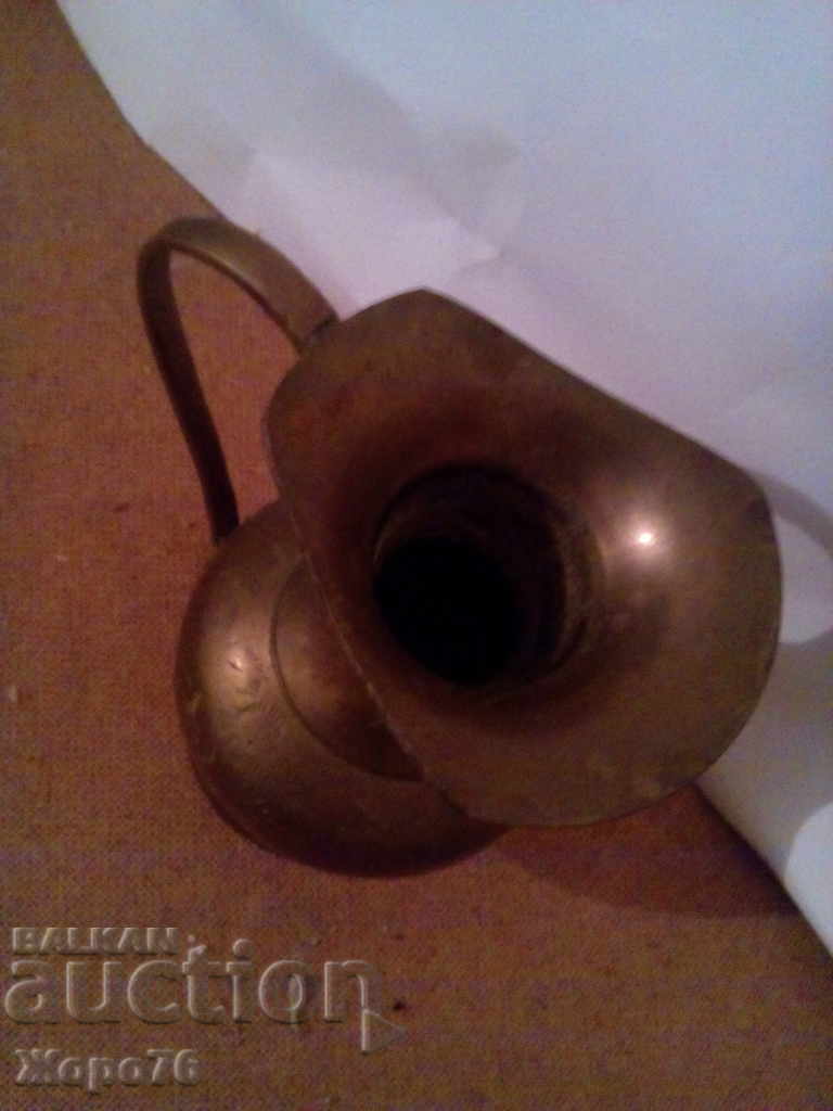 Auction ANTIQUE BRONZE CARVED WATER POT Auction ANTIQUE BRONZE CARVED WATER POT