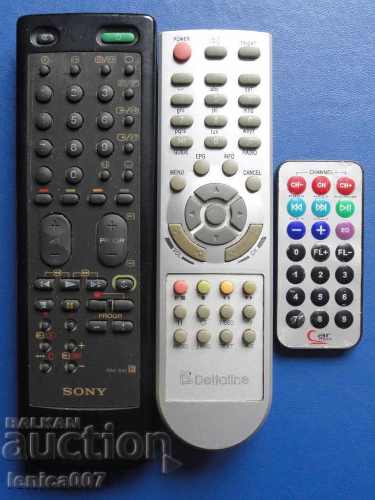 Auction Remote controls (3 pieces) Auction Remote controls (3 pieces)