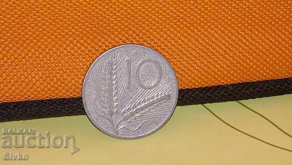 Монета Италия 10 лири 1952