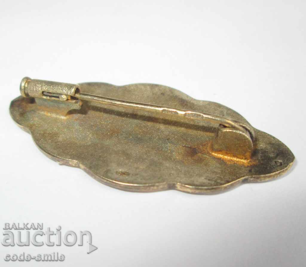 Old Russian women's brooch jewelry silver gilded nielo with price 100.00 BGN | € 51.13 Old Russian women's brooch jewelry silver gilded nielo with price 100.00 BGN | € 51.13
