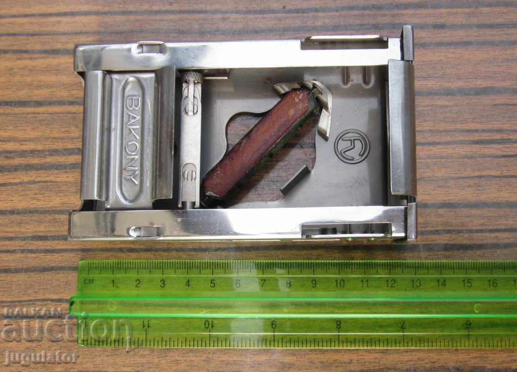 old sharpener razor sharpener in box - 7 old sharpener razor sharpener in box - 7