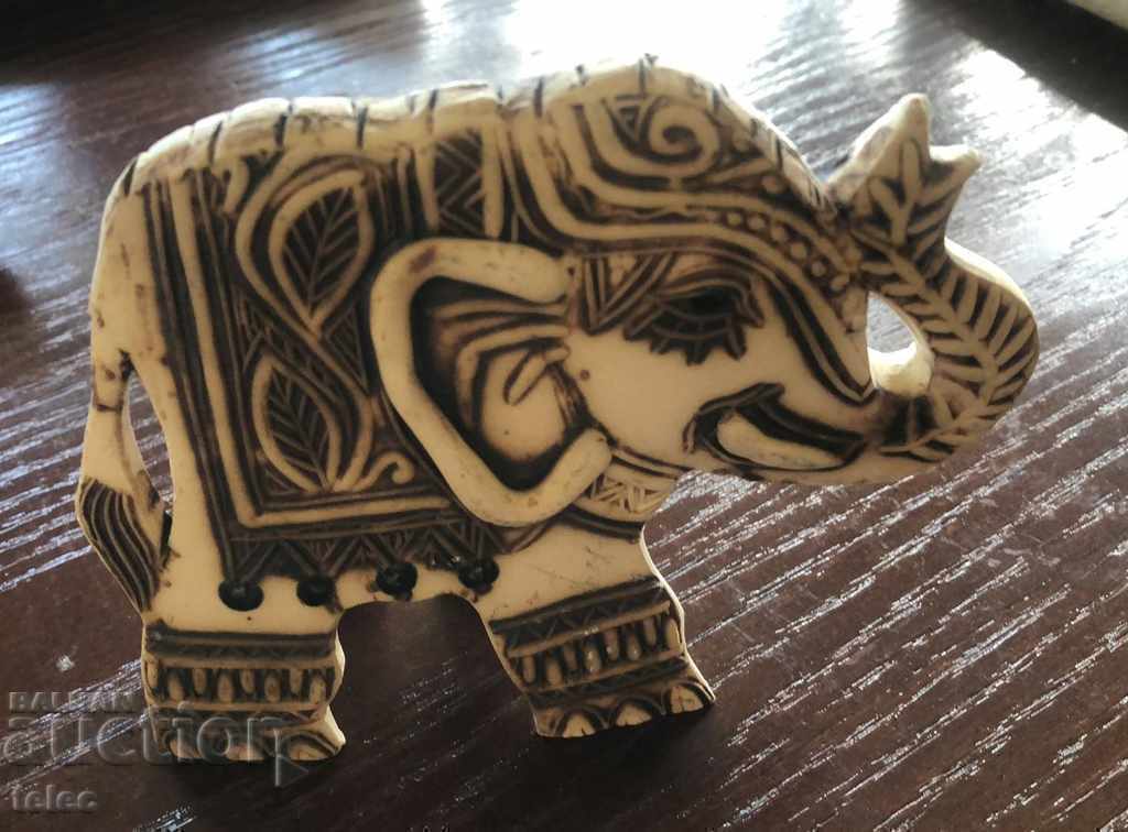 Delivery of Ceramic elephant - hand decorated Delivery of Ceramic elephant - hand decorated