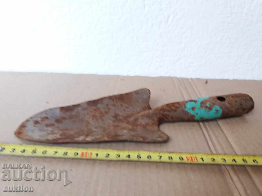 СТАРА ИЗМЕРИТЕЛНА ЛОПАТКА ЗА КАФЕ с цена 3.99 лв. | € 2.04 СТАРА ИЗМЕРИТЕЛНА ЛОПАТКА ЗА КАФЕ с цена 3.99 лв. | € 2.04