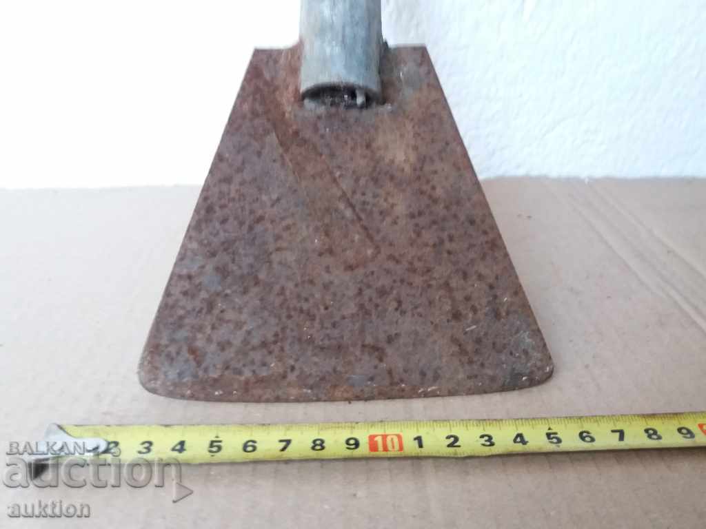 Delivery of OLD MASSIVE WROUGHT WRINKLE, SPATULA Delivery of OLD MASSIVE WROUGHT WRINKLE, SPATULA