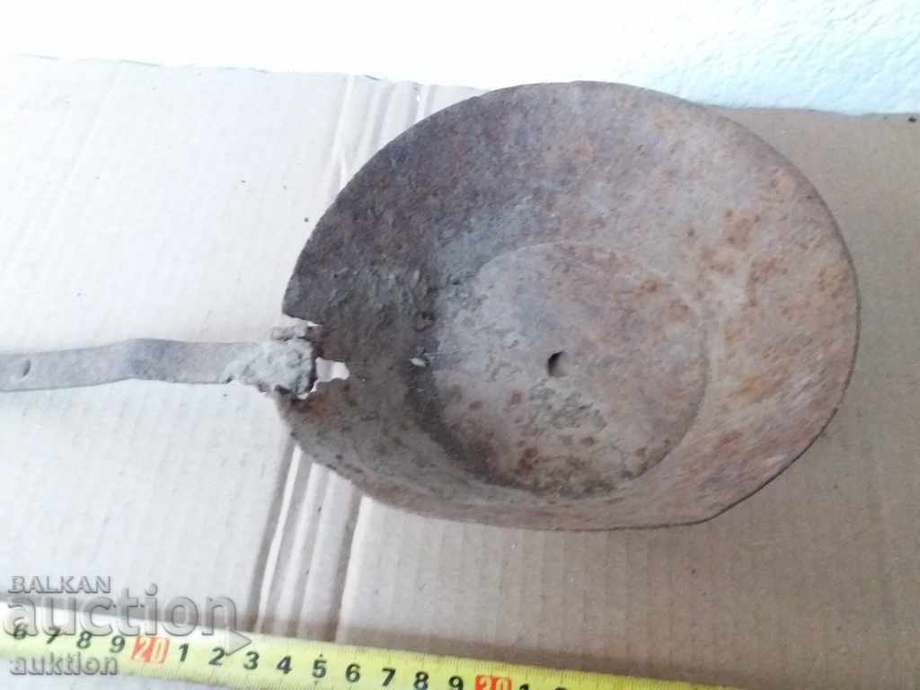 VECHI PANIC, BOWL, SHOT cu preț 1.99 BGN | € 1.02 VECHI PANIC, BOWL, SHOT cu preț 1.99 BGN | € 1.02