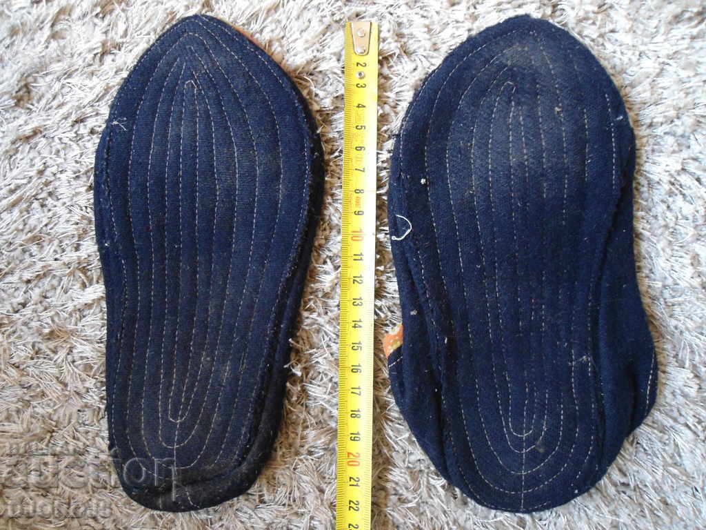 Old slippers with price 5.00 BGN | € 2.56 Old slippers with price 5.00 BGN | € 2.56