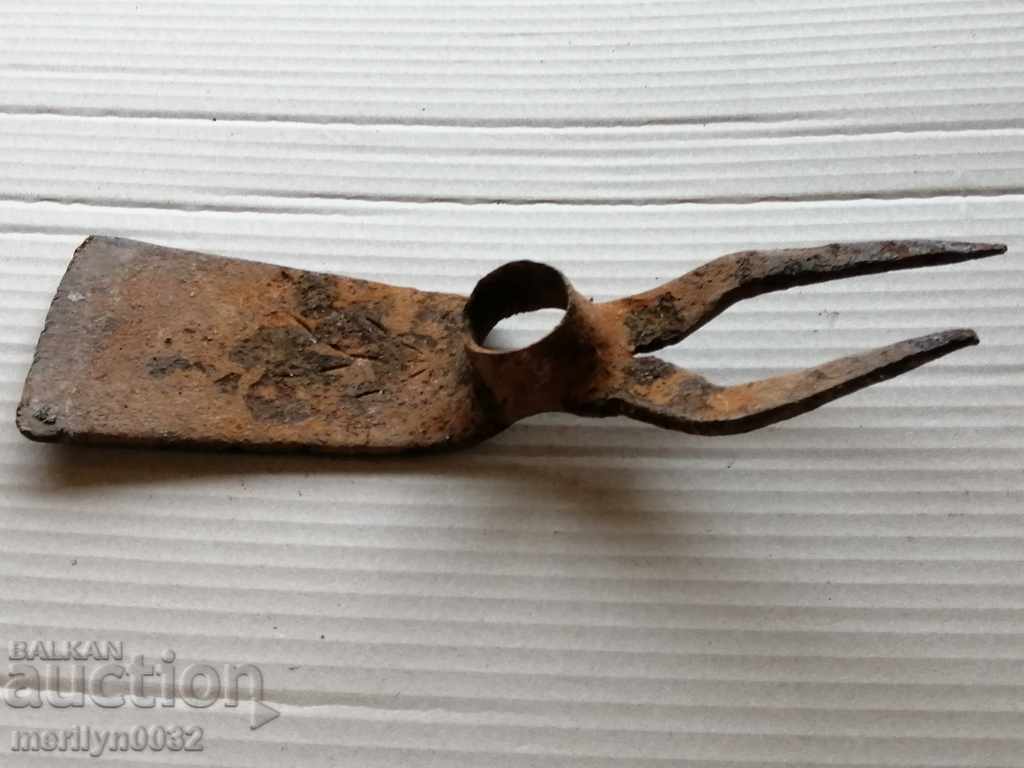 Device, tool, wrought iron picking chap - 6 Device, tool, wrought iron picking chap - 6