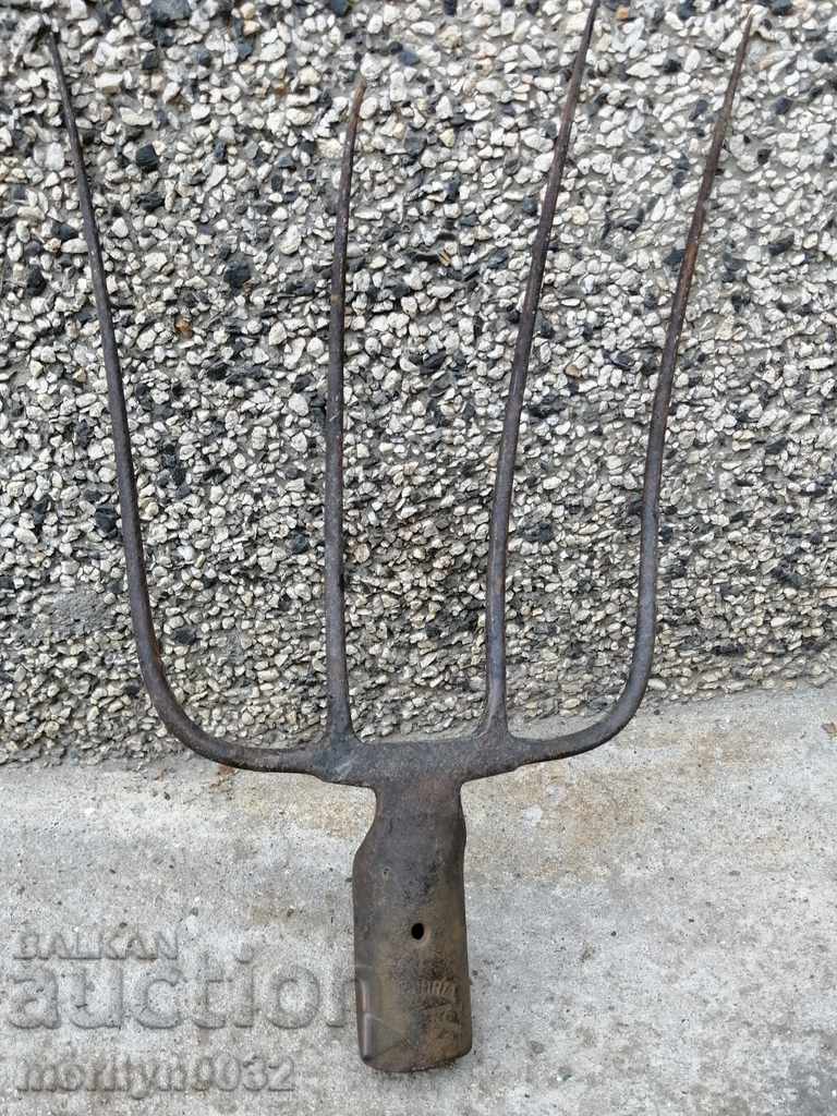 Old villa, wrought iron instrument with price 34.00 BGN | € 17.38
