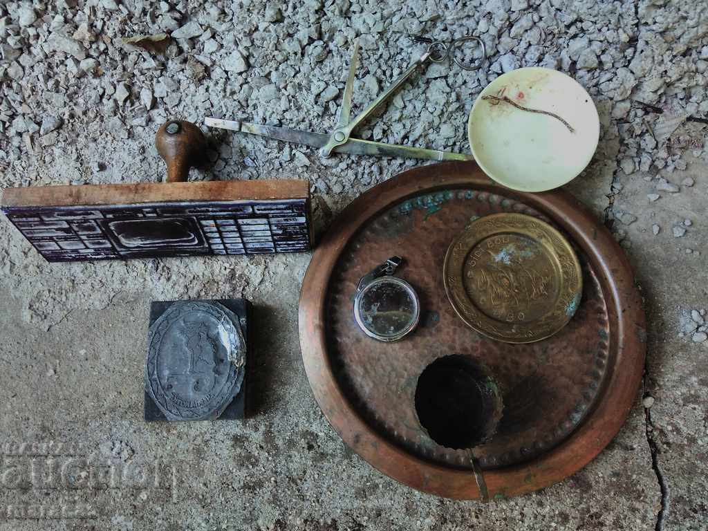 Lots of items Lots of items