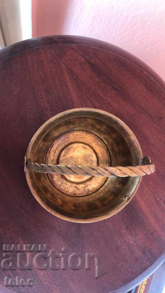 Delivery of Old beautiful candy box