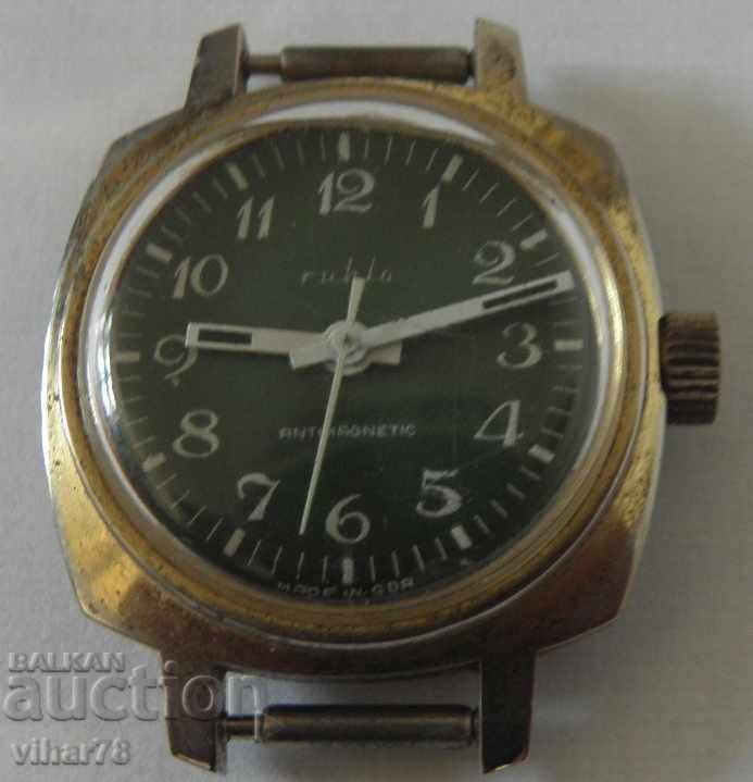 ДАМСКИ ЧАСОВНИК РУХЛА