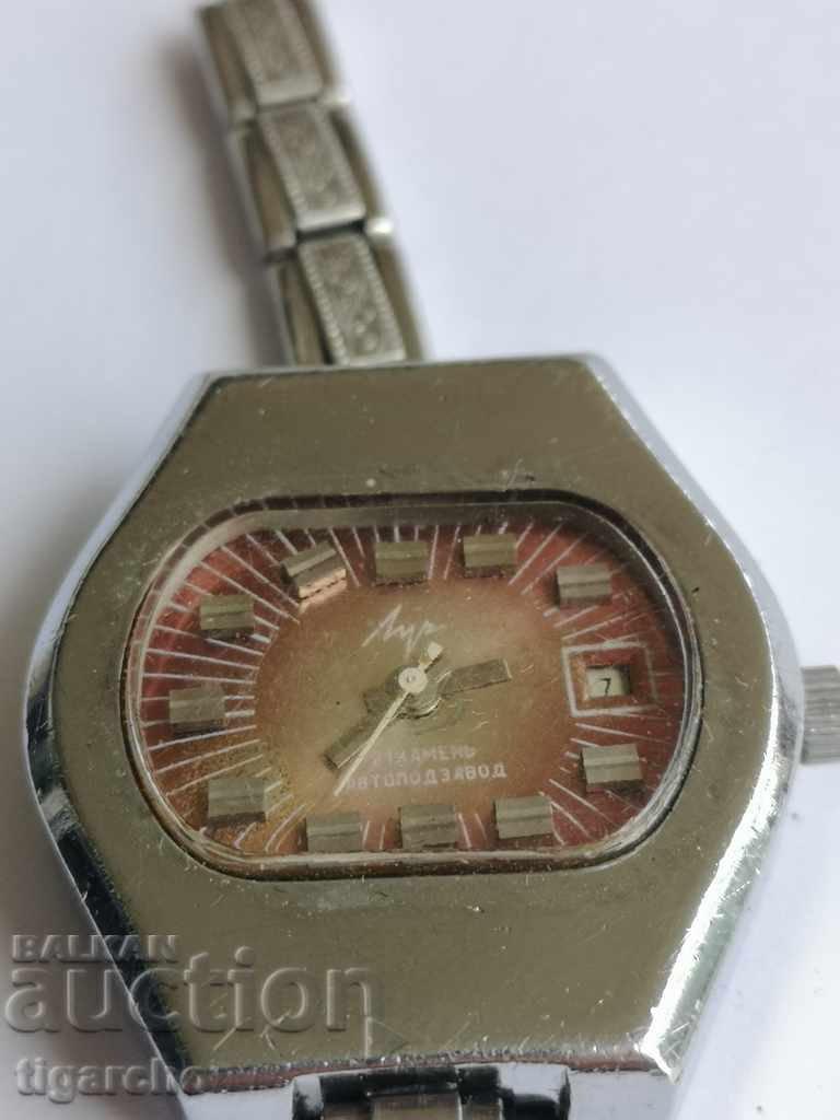 Delivery of Ladys Watch Luch Delivery of Ladys Watch Luch