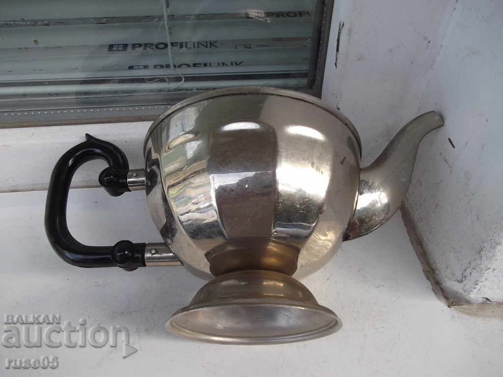 Metal kettle - 6 Metal kettle - 6