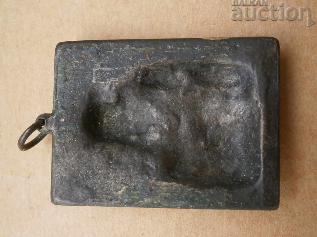 Auction  A small metal icon of Jesus Christ blessing