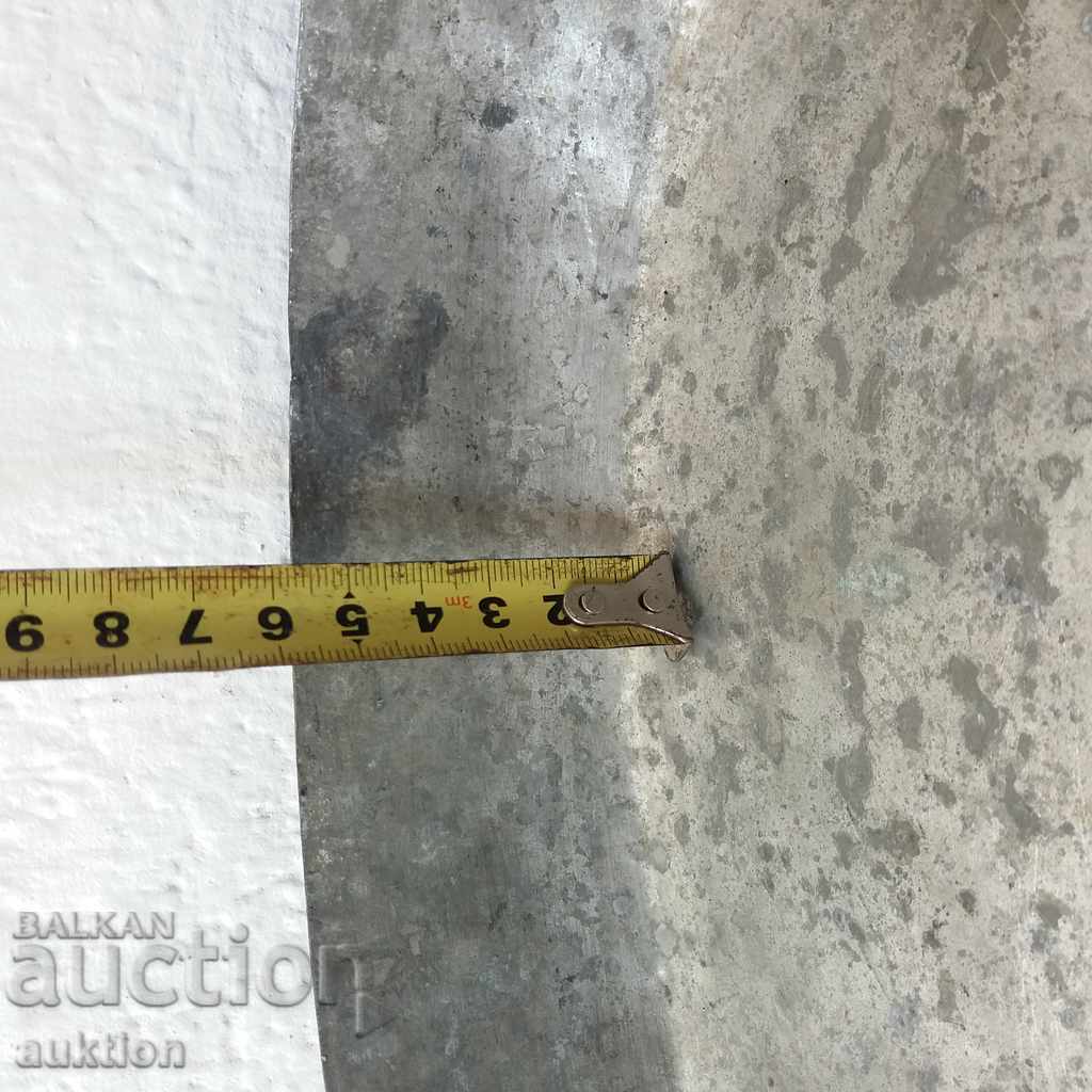 REVIVAL HUGE FORGED COPPER TRAY FOR PIE - 6 REVIVAL HUGE FORGED COPPER TRAY FOR PIE - 6