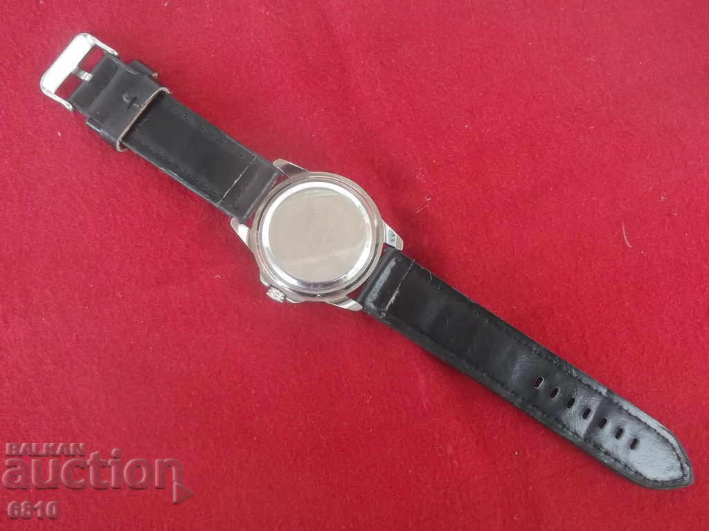 Δημοπρασία το ρολόι καπνίζει Δημοπρασία το ρολόι καπνίζει