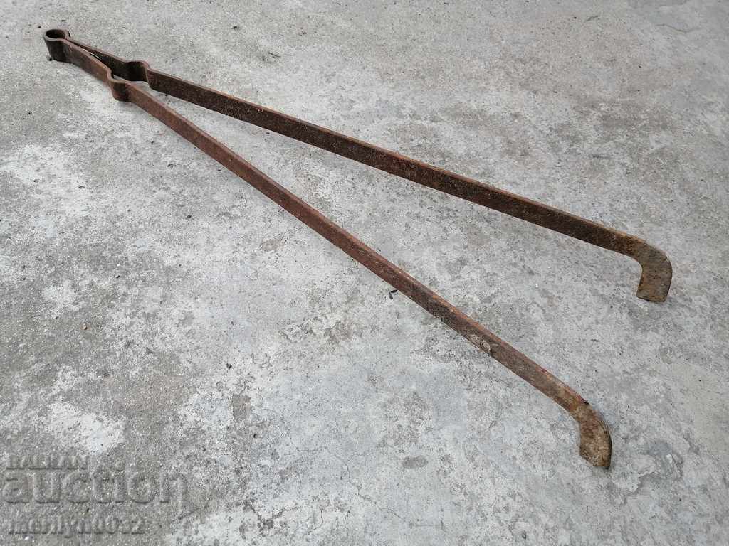 Delivery of Old dilaf, mash, wrought iron for a furnace Delivery of Old dilaf, mash, wrought iron for a furnace