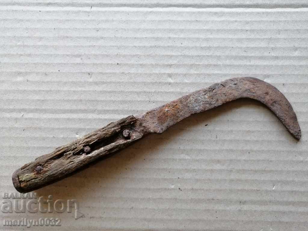 Hand-forged kosher kosher with wrought iron horns with price 43.00 BGN | € 21.99