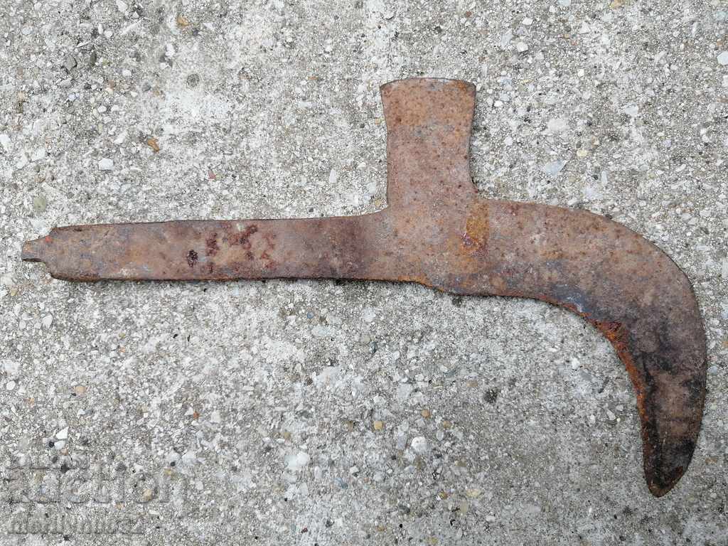 An old hand-forged hammer with primitive engravings, wrought iron - 7 An old hand-forged hammer with primitive engravings, wrought iron - 7
