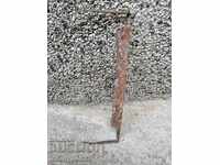 Unealtă veche din fier forjat manual