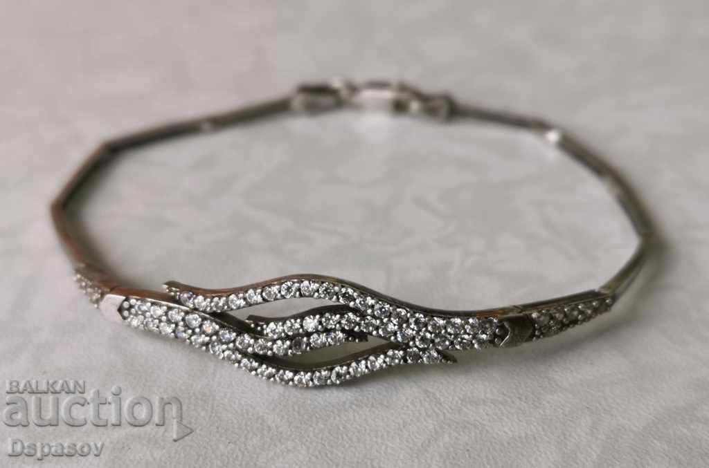 Gentle Silver Zircon Bracelet