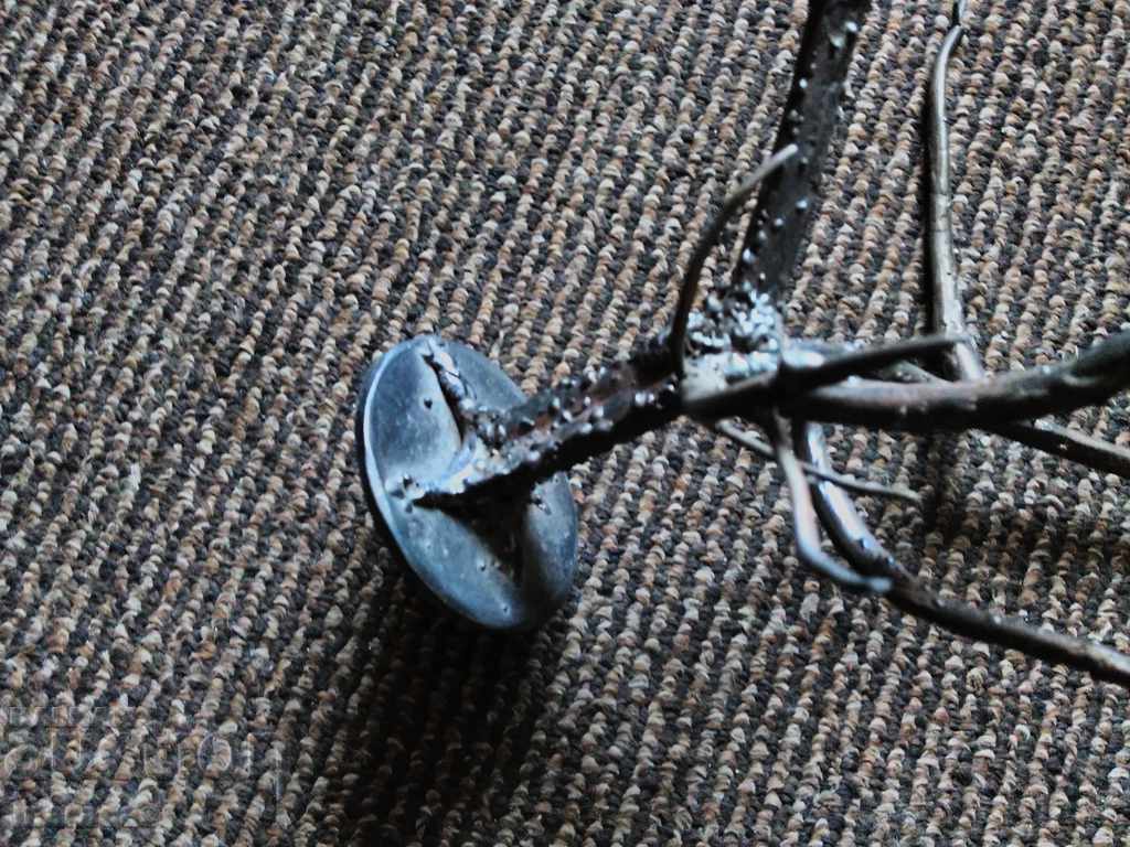 Auction Metal plastic Auction Metal plastic