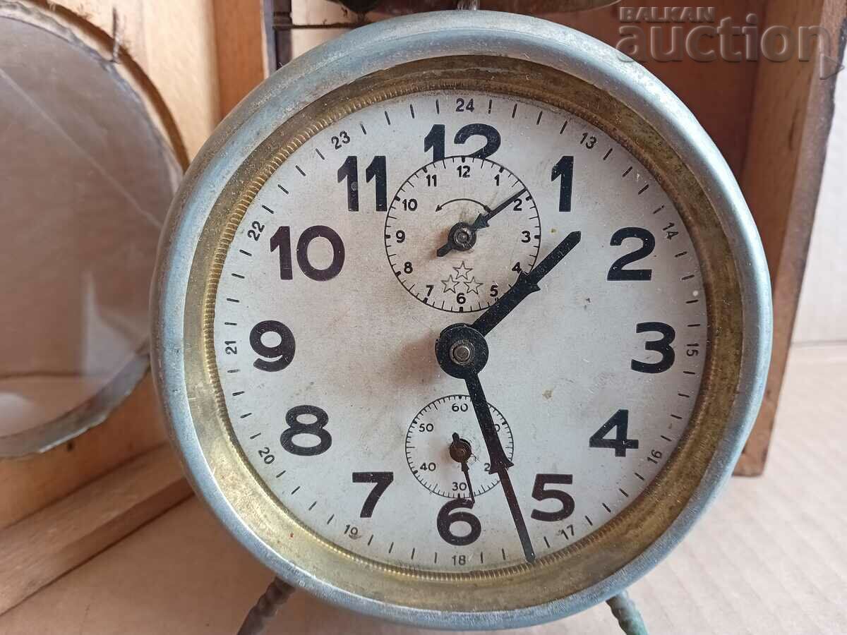 Auction COLLECTIBLE ALARM CLOCK WITH PAINTED BOX 1930s WORKING Auction COLLECTIBLE ALARM CLOCK WITH PAINTED BOX 1930s WORKING