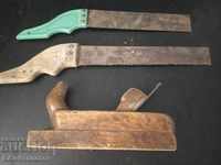 Lot of grater and two saws