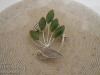 Атрактивна БРОШКА от минали времена с НЕФРИТ