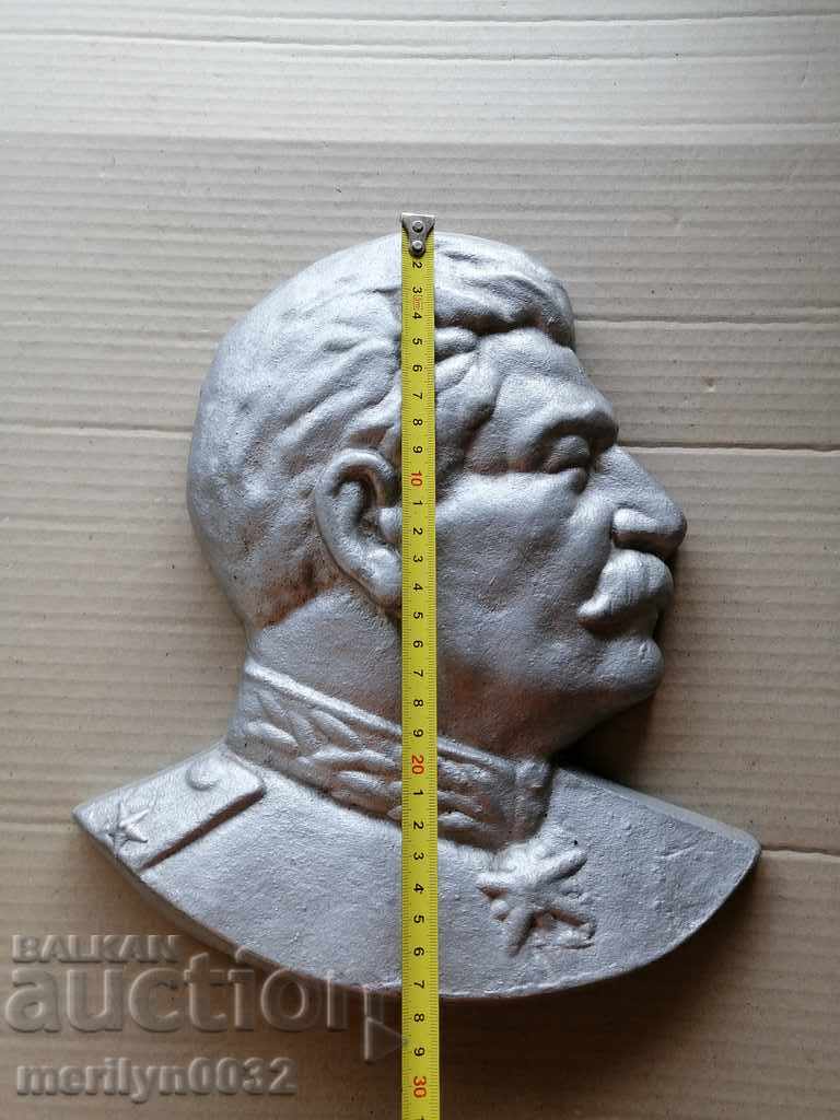 Auction Aluminum bas-relief of Stalin figure, plastic, statuette Auction Aluminum bas-relief of Stalin figure, plastic, statuette