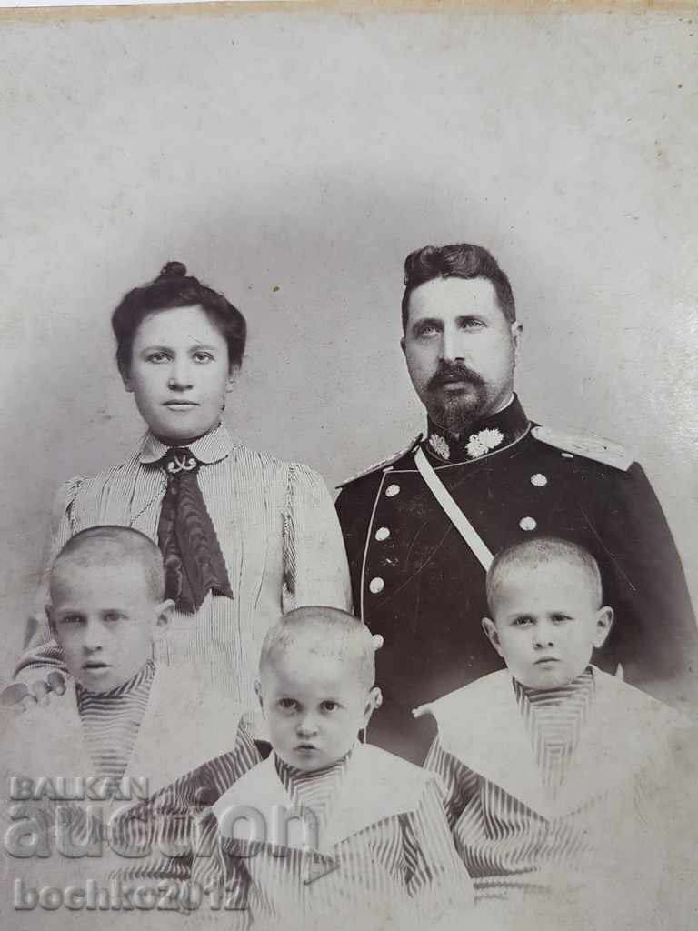 Βούλγαρος πρίγκιπας φωτογραφία στρατιωτικού γιατρού με την οικογένεια με τιμή 30.00 BGN | € 15.34 Βούλγαρος πρίγκιπας φωτογραφία στρατιωτικού γιατρού με την οικογένεια με τιμή 30.00 BGN | € 15.34