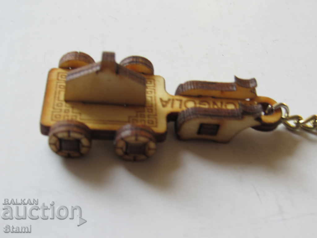 Authentic wooden keychain-yurt from Mongolia - 5 Authentic wooden keychain-yurt from Mongolia - 5