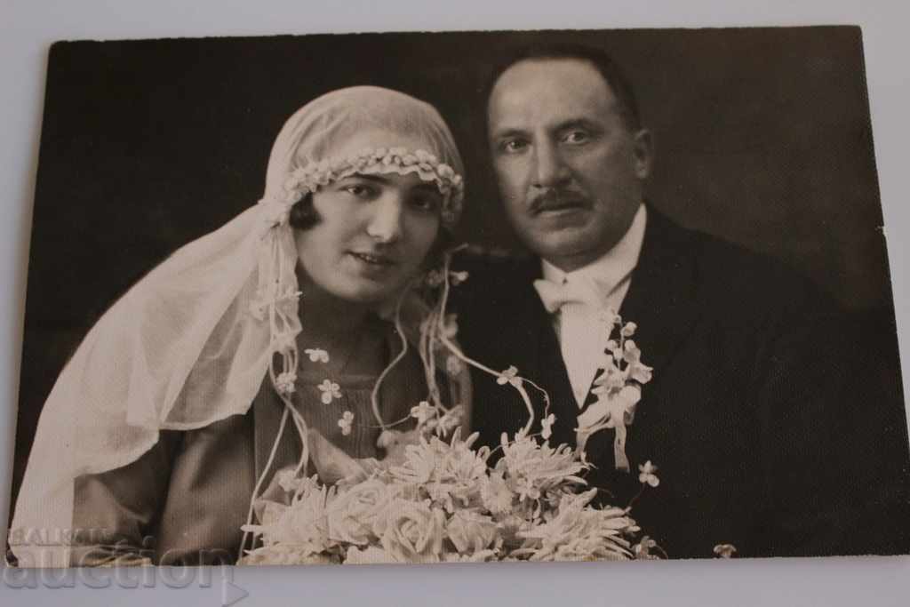 СТАРА СНИМКА СВАТБЕНА ФОТОГРАФИЯ ЦАРСТВО БЪЛГАРИЯ с цена € 4.60 | 9.00 лв.