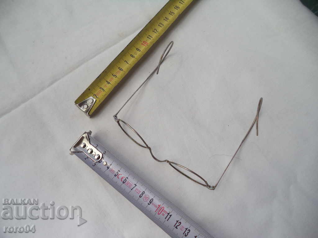 SPECTACLE FRAMES with price 95.00 BGN | € 48.57 SPECTACLE FRAMES with price 95.00 BGN | € 48.57