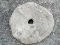 Воденичен камък от хромел, ръчна мелница за брашно края 18 в