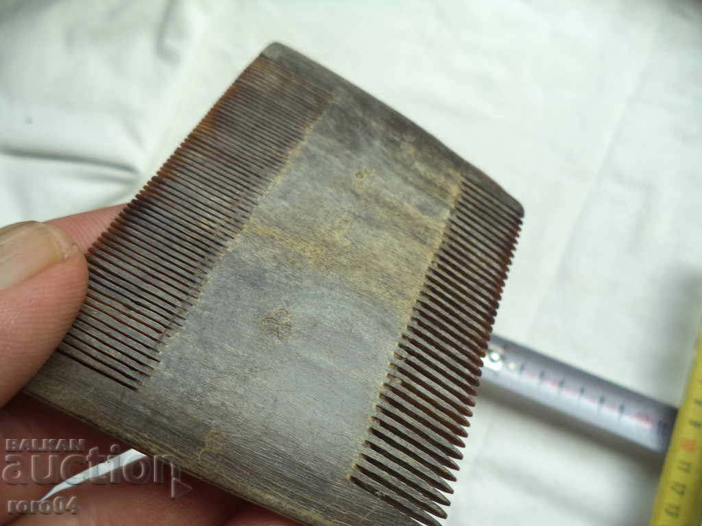 OLD COMB - BONE - 6 OLD COMB - BONE - 6