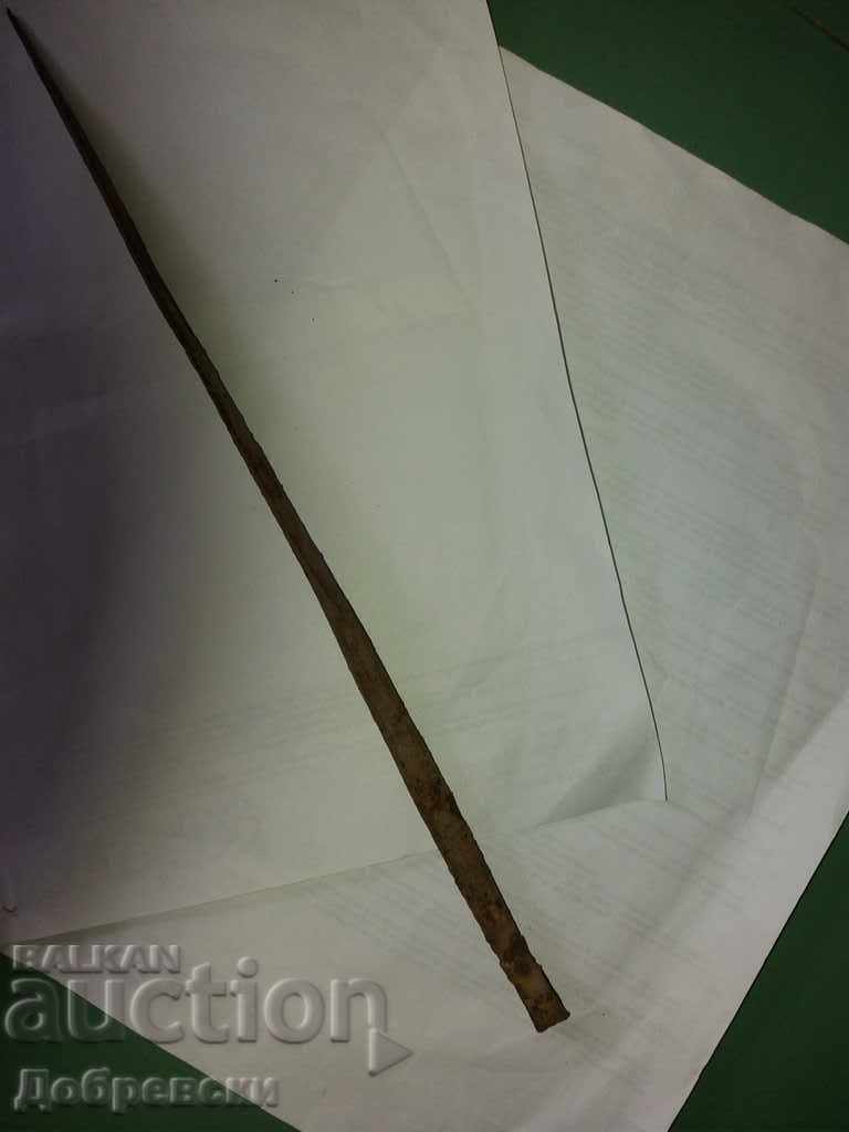 Auction  An old knife.