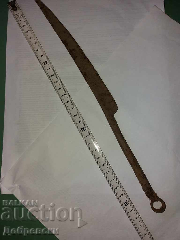 Delivery of An old knife.