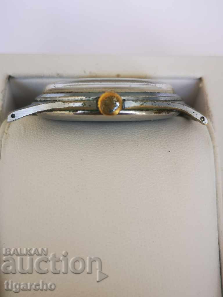 Delivery of DOXA Men's Watch Delivery of DOXA Men's Watch