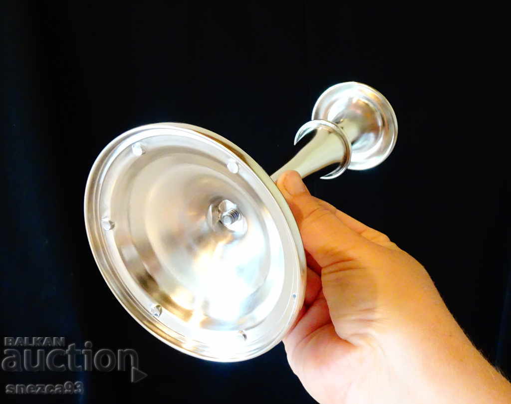 Delivery of German silver-plated candlestick 20 cm. Delivery of German silver-plated candlestick 20 cm.